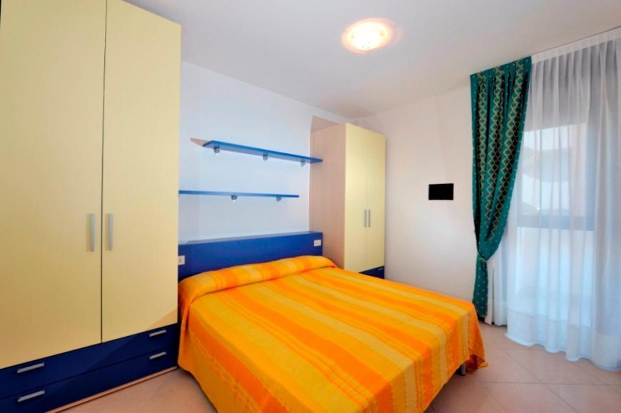 Gemini Apartment *